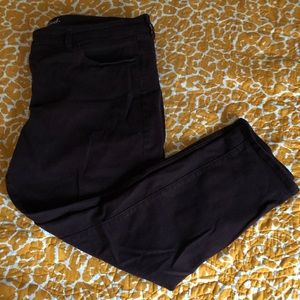 Universal Thread burgundy mid-rise skinny jeans